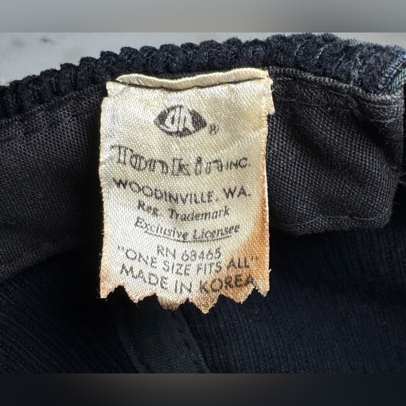 Vintage Consolidated Freightways Trucker Hat Black Corduroy Snapback Tonkin Inc. - Picture 5 of 6